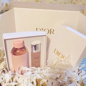 New DIOR set- glass water bottle and Capture Totale lotion gift set